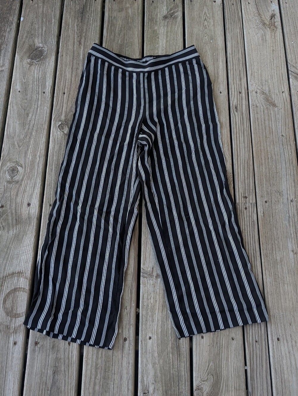 NWT SzPM Loft Black And White Striped Wide Leg Pants